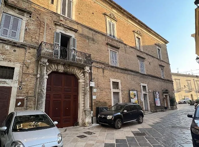Palazzo Lombardi